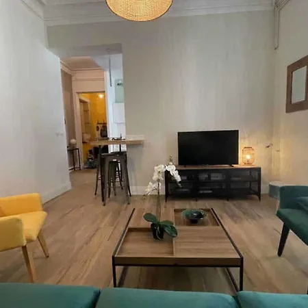 Apartment Spacious In For 8 People
