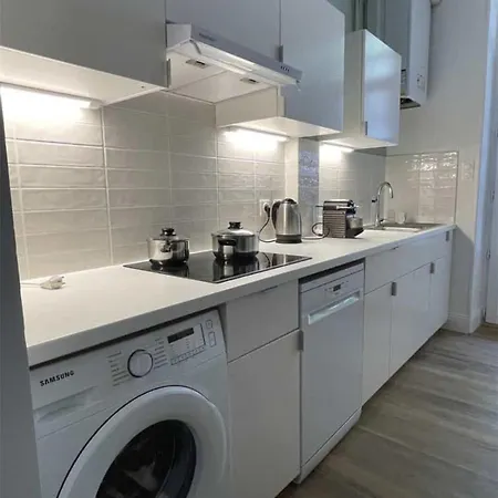 Apartment Spacious In For 8 People