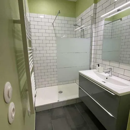 Spacious In For 8 People *