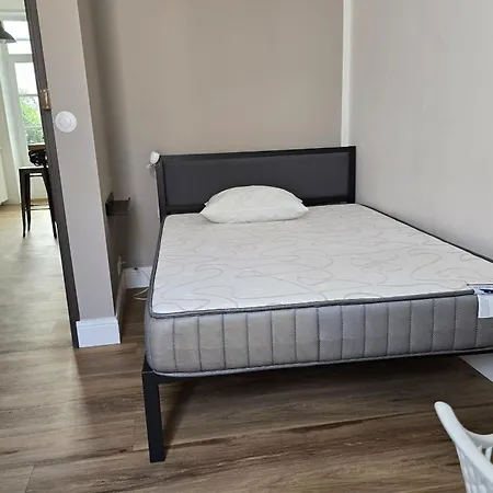 Spacious In For 8 People Apartment *