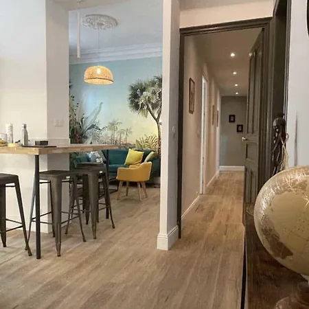 Apartment Spacious In For 8 People *